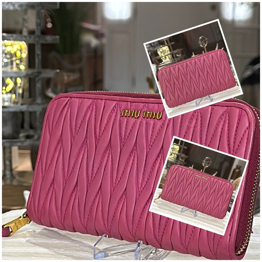 Authentic Miu Miu Long Matelass Nappa Leather Zip… - image 1